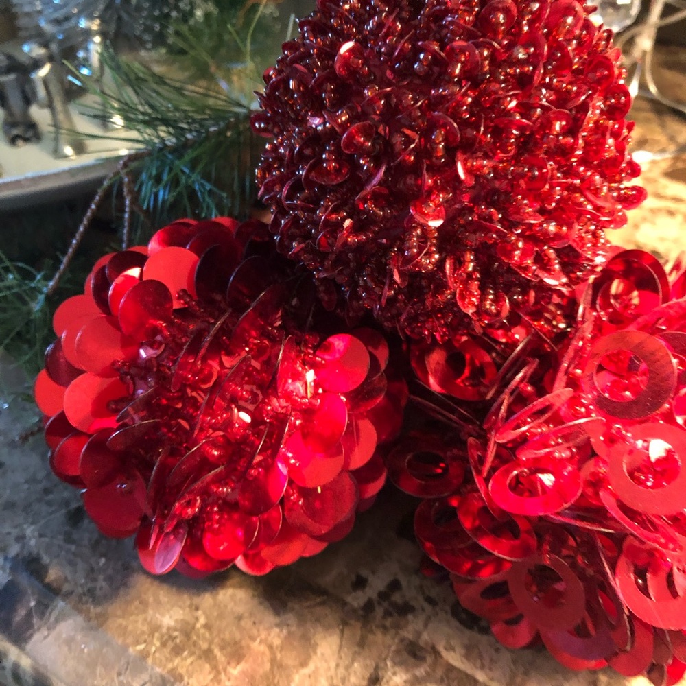 ‼️1/2 off‼️4 Sparkling Orbes - Picture 7 of 10